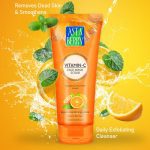 Astaberry Vitamin C Face Wash Scrub | Daily exfoliating cleanser